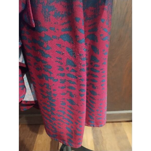 BCBG Max Azria Maroon Navy blue Animal Print Wrap Tie Dress Size Small career - Picture 11 of 11